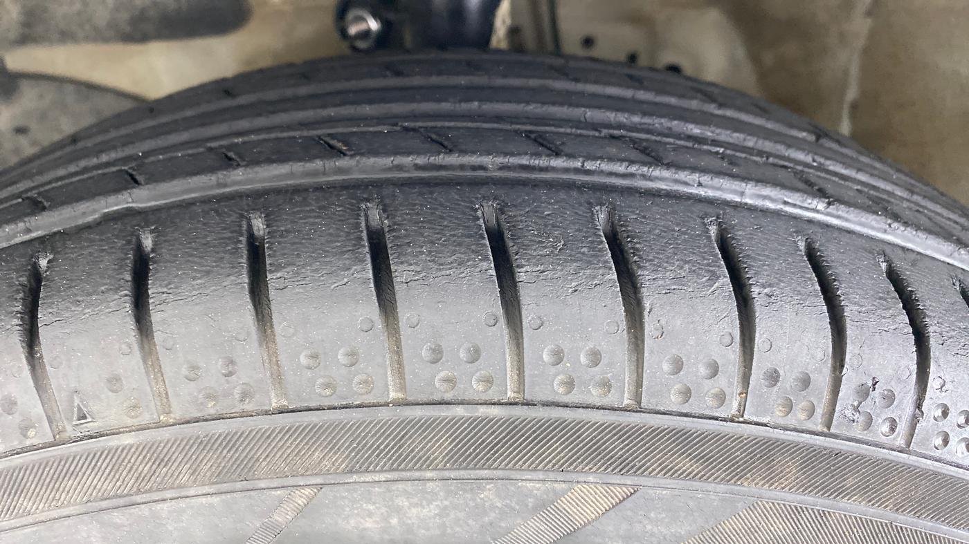 2013 Honda Brio 1.2 S MT I VTEC, Petrol, Manual, 97,753 km, Left Front Tyre Tread