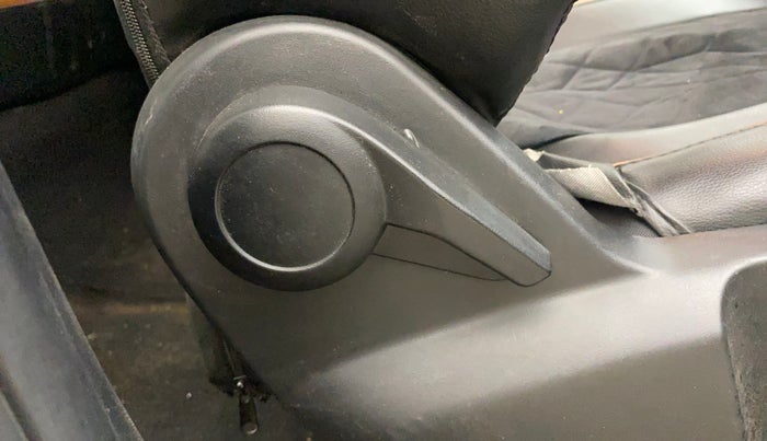 2023 Tata PUNCH ADVENTURE MT, Petrol, Manual, 29,621 km, Driver Side Adjustment Panel