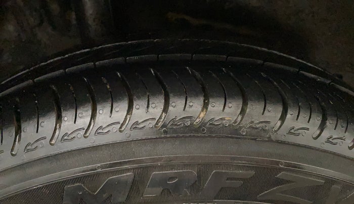 2015 Honda Jazz 1.2L I-VTEC V AT, Petrol, Automatic, 86,172 km, Right Rear Tyre Tread