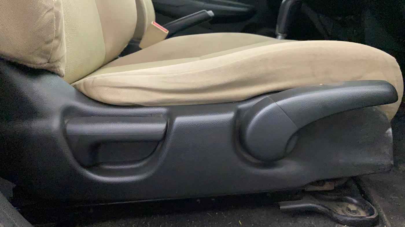 2015 Honda Jazz 1.2L I-VTEC V AT, Petrol, Automatic, 86,172 km, Driver Side Adjustment Panel