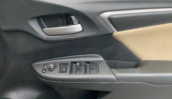 2015 Honda Jazz 1.2L I-VTEC V AT, Petrol, Automatic, 86,172 km, Driver Side Door Panels Control