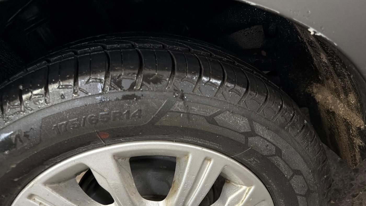 2018 Tata Tiago XZA PETROL, Petrol, Automatic, 38,100 km, Right Rear Tyre Tread