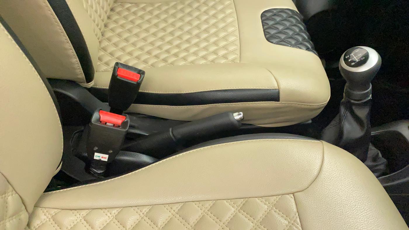 2017 Maruti Wagon R 1.0 VXI, Petrol, Manual, 37,411 km, Gear Lever
