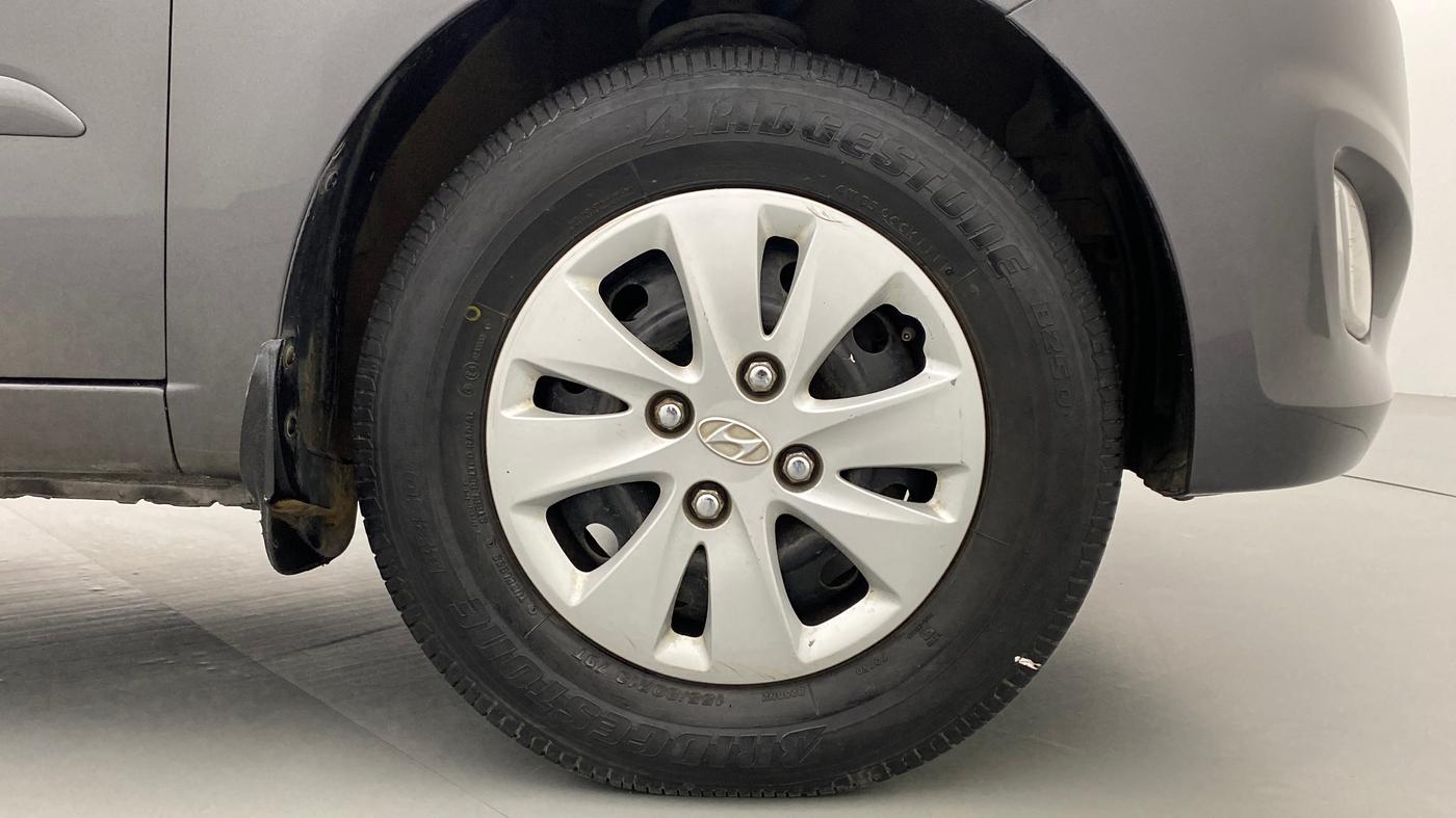2011 Hyundai i10 SPORTZ 1.2 AT KAPPA2, Petrol, Automatic, 96,788 km, Right Front Wheel