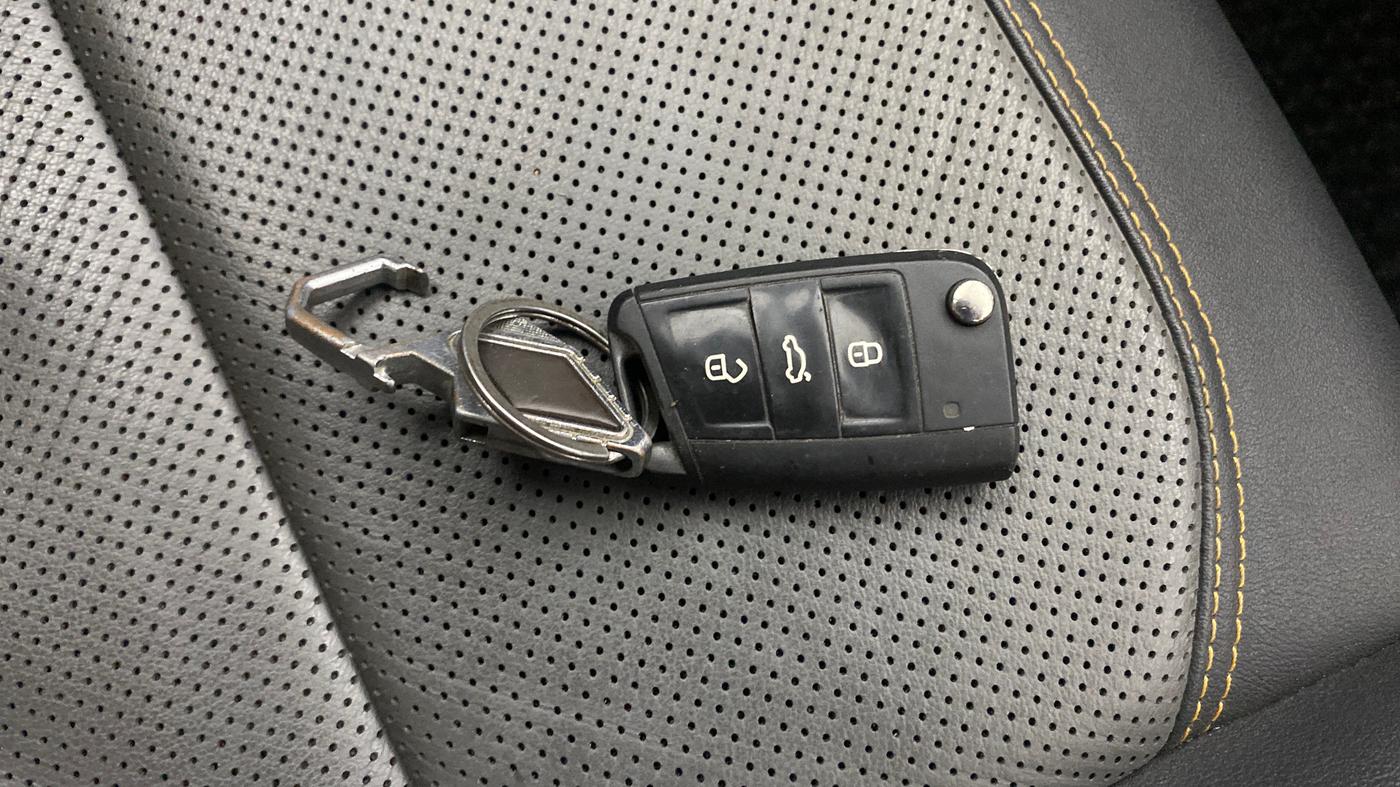 2022 Skoda KUSHAQ STYLE 1.5L TSI MT, Petrol, Manual, 95,350 km, Key Close Up