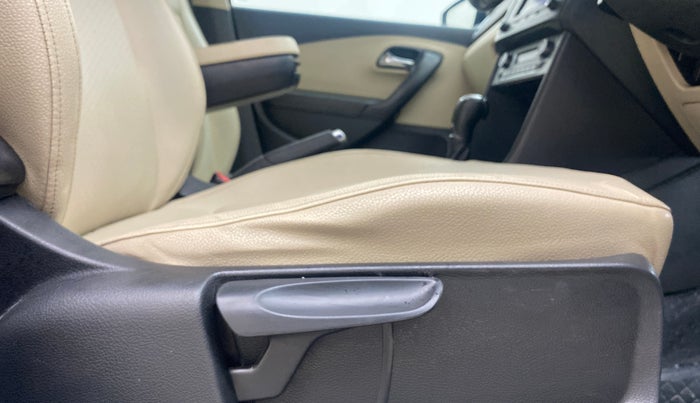 2018 Skoda Rapid STYLE 1.5 TDI AT, Diesel, Automatic, 1,26,383 km, Driver Side Adjustment Panel