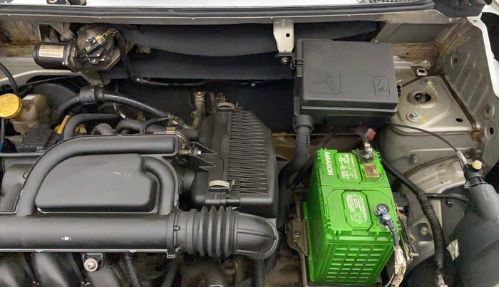 2016 Renault Kwid RXT 0.8, Petrol, Manual, 52,013 km, Engine View - Left