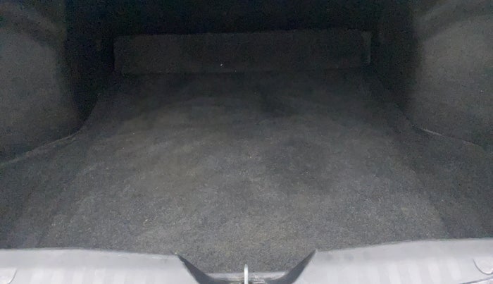 2017 Maruti Ciaz ZXI+ AT, Petrol, Automatic, 53,494 km, Boot Inside