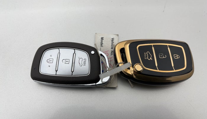 2015 Hyundai Elite i20 ASTA 1.2, Petrol, Manual, 54,336 km, Key Close Up