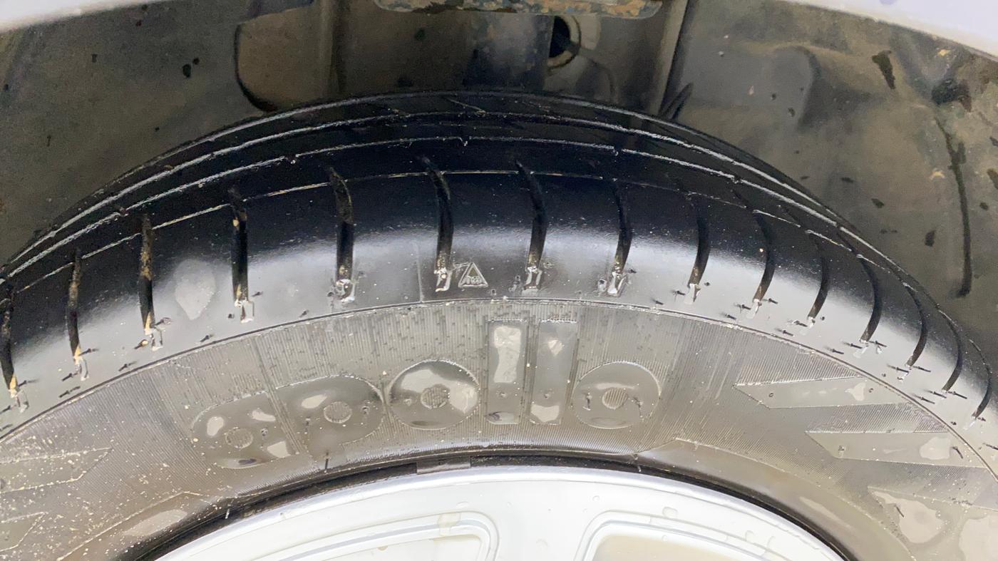 2020 Tata TIGOR XM PETROL, Petrol, Manual, 89,732 km, Right Front Tyre Tread