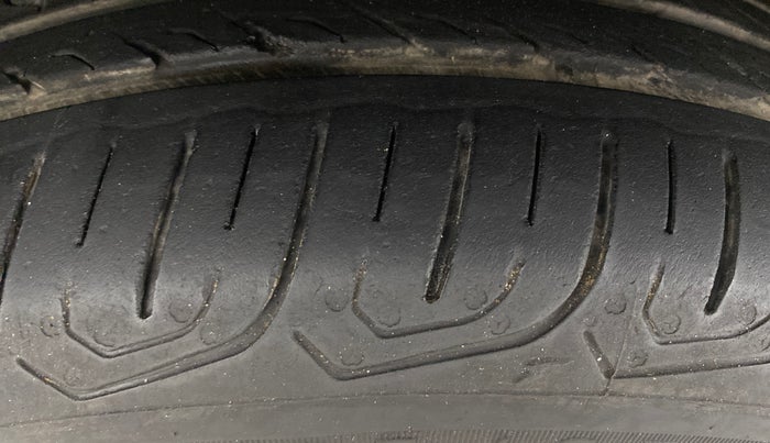 2016 Honda Jazz 1.2L I-VTEC V AT, Petrol, Automatic, 48,509 km, Left Front Tyre Tread