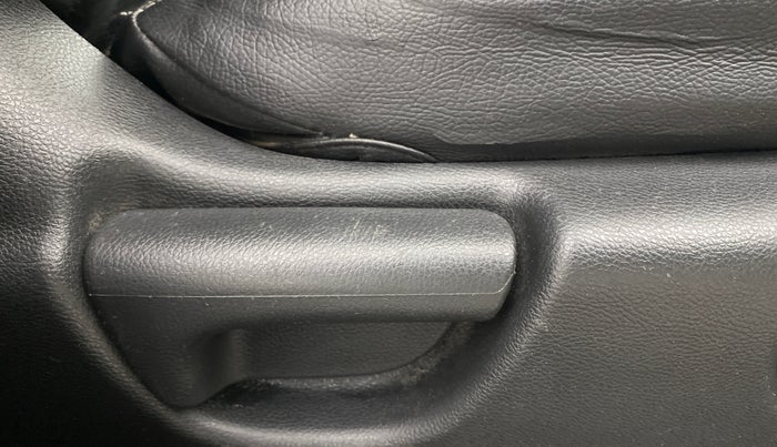 2016 Honda Jazz 1.2L I-VTEC V AT, Petrol, Automatic, 48,509 km, Driver Side Adjustment Panel