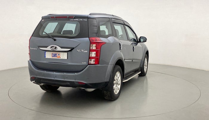2016 Mahindra XUV500 W8 FWD, Diesel, Manual, 63,104 km, Right Back Diagonal