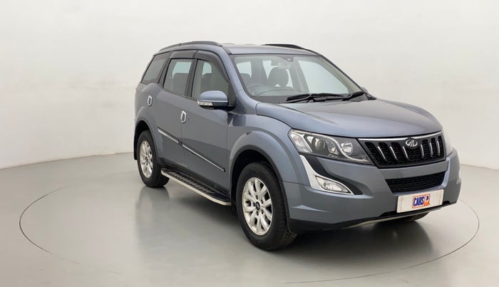 2016 Mahindra XUV500 W8 FWD, Diesel, Manual, 63,104 km, Right Front Diagonal