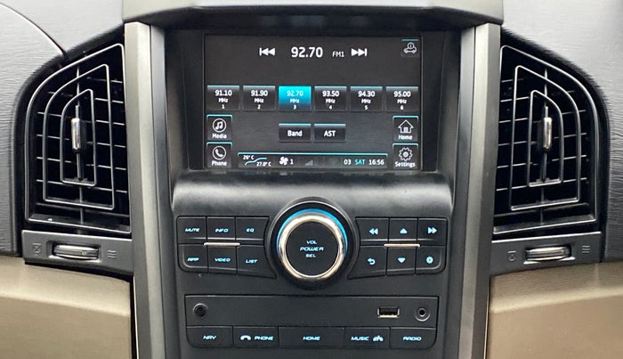 2016 Mahindra XUV500 W8 FWD, Diesel, Manual, 63,104 km, Infotainment System