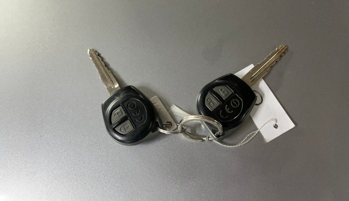 2015 Maruti Ciaz VXI, Petrol, Manual, 38,962 km, Key Close Up