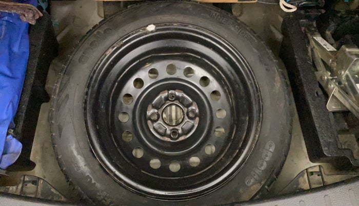 2015 Maruti Wagon R 1.0 VXI, Petrol, Manual, 1,11,487 km, Spare Tyre