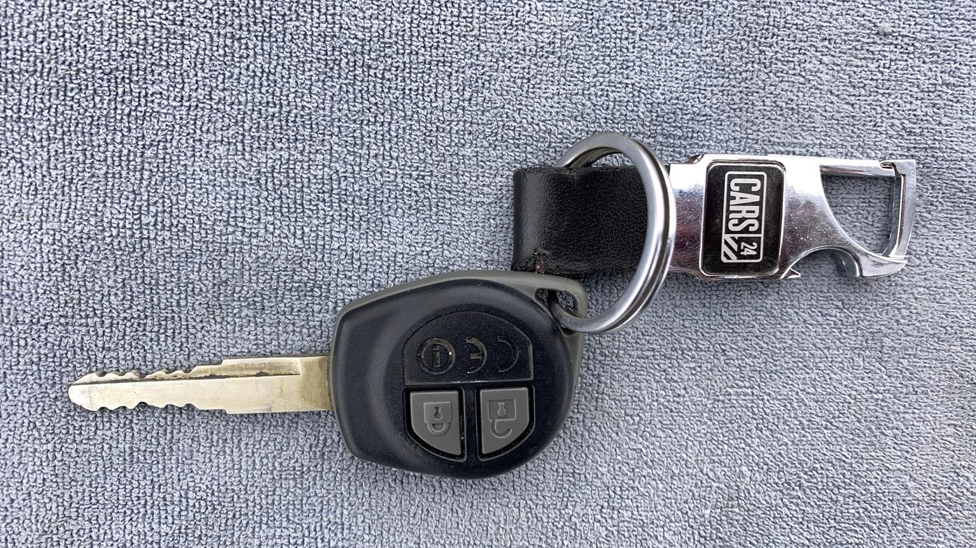 2020 Maruti Dzire VXI, Petrol, Manual, 16,178 km, Key Close Up