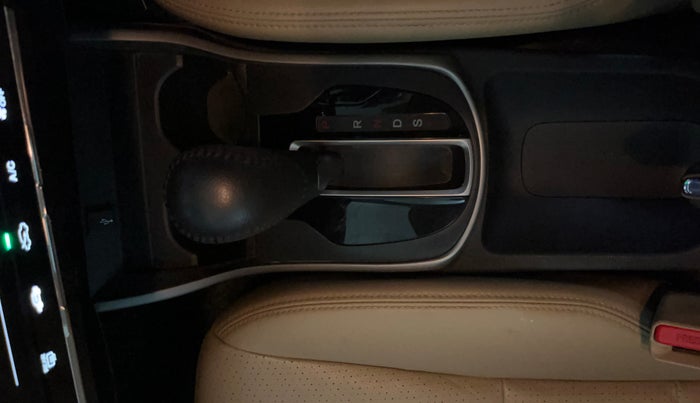 2017 Honda City 1.5L I-VTEC VX CVT, Petrol, Automatic, 66,064 km, Gear Lever