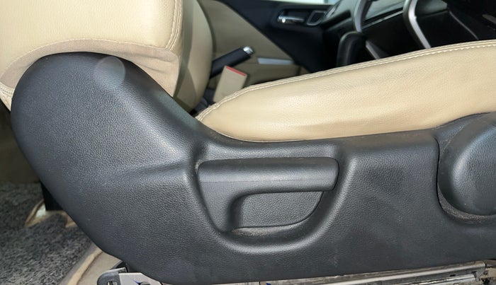 2017 Honda City 1.5L I-VTEC VX CVT, Petrol, Automatic, 66,064 km, Driver Side Adjustment Panel