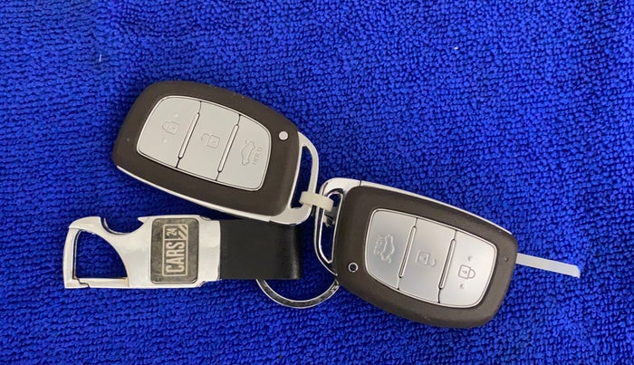 2020 Hyundai GRAND I10 NIOS ASTA AMT 1.2 KAPPA VTVT, Petrol, Automatic, 11,709 km, Key Close Up