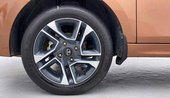 2017 Tata TIGOR XZ 1.2 REVOTRON OPT, Petrol, Manual, 18,657 km, Left Front Wheel