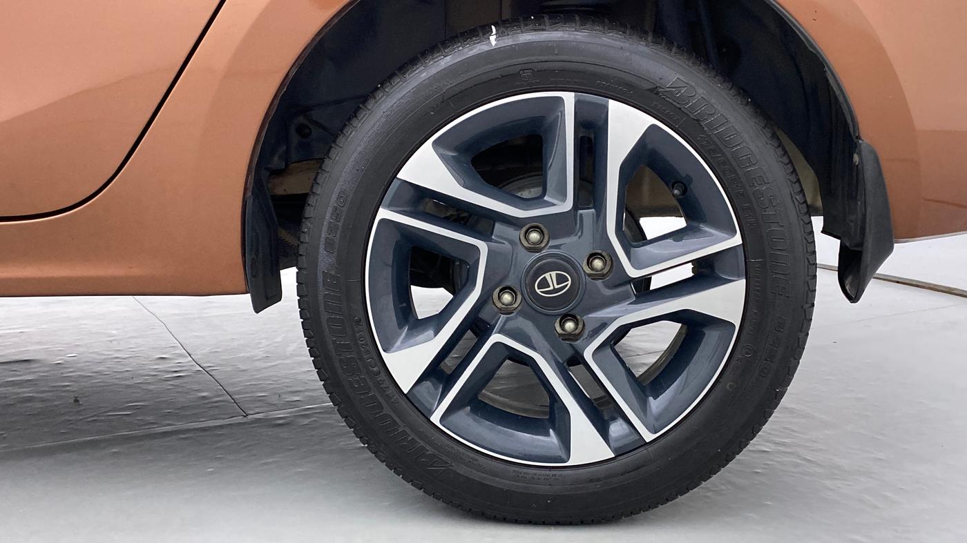2017 Tata TIGOR XZ 1.2 REVOTRON OPT, Petrol, Manual, 18,657 km, Left Rear Wheel