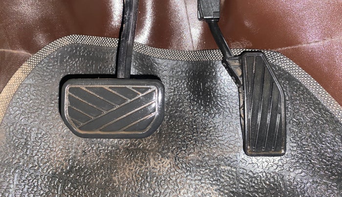 2021 Maruti Ertiga VXI AT SHVS, Petrol, Automatic, 53,981 km, Pedals