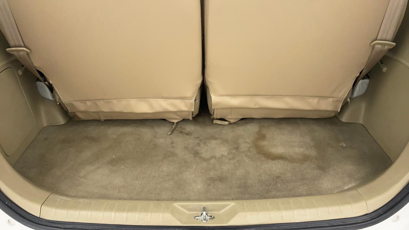 2016 Toyota Fortuner 3.0 AT 4X2, Diesel, Automatic, 1,97,528 km, Boot Inside