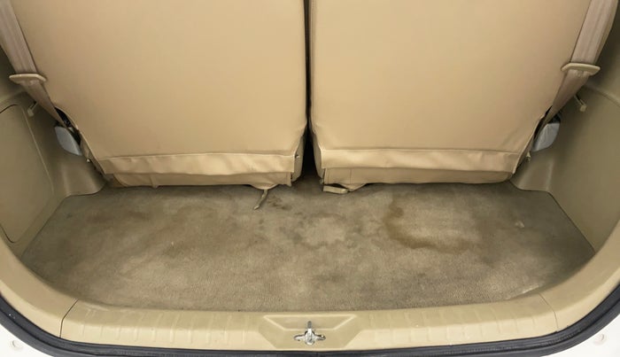2016 Toyota Fortuner 3.0 AT 4X2, Diesel, Automatic, 1,97,528 km, Boot Inside