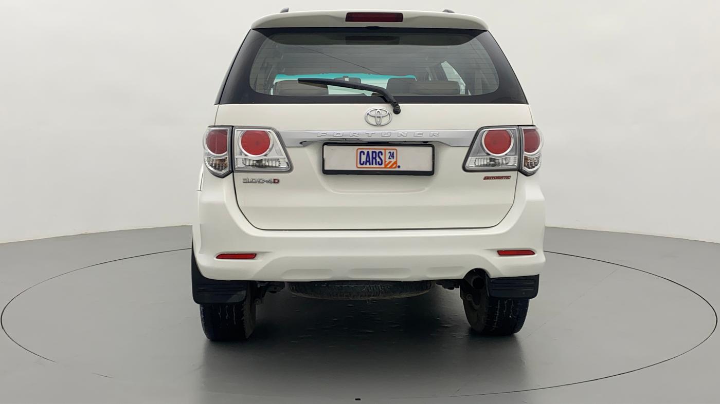 2016 Toyota Fortuner 3.0 AT 4X2, Diesel, Automatic, 1,97,528 km, Back/Rear