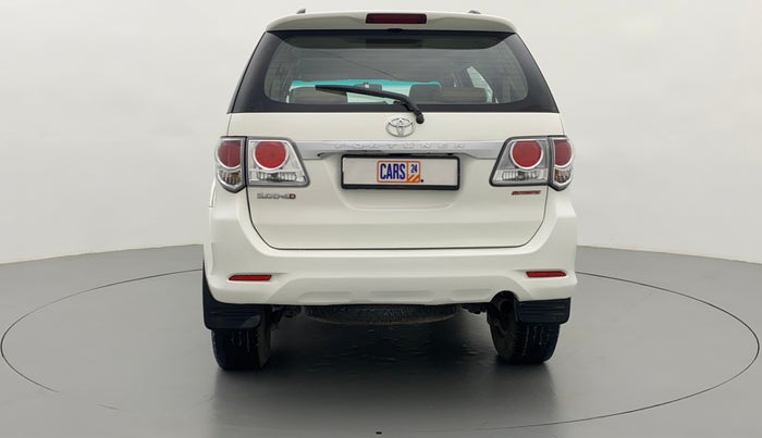 2016 Toyota Fortuner 3.0 AT 4X2, Diesel, Automatic, 1,97,528 km, Back/Rear