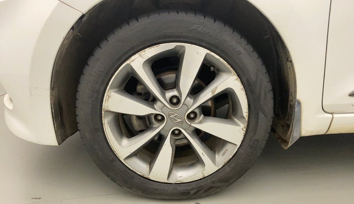 2014 Hyundai Elite i20 ASTA 1.4 CRDI, Diesel, Manual, 1,07,145 km, Left Front Wheel