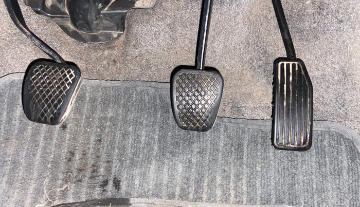 2015 Honda Amaze 1.2L I-VTEC S, Petrol, Manual, 92,331 km, Pedals