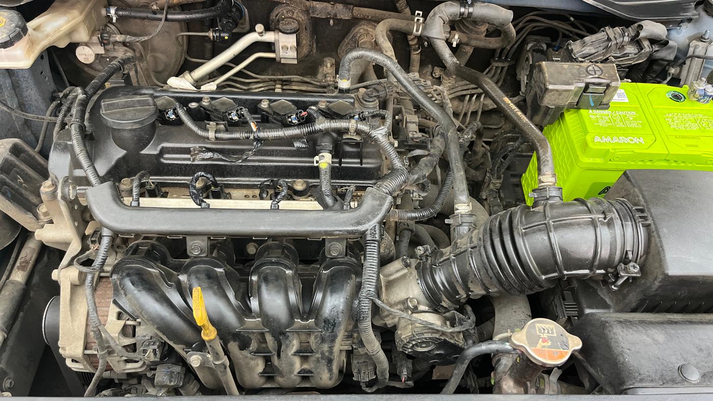 2021 Hyundai VENUE S 1.2, Petrol, Manual, 48,792 km, Engine View