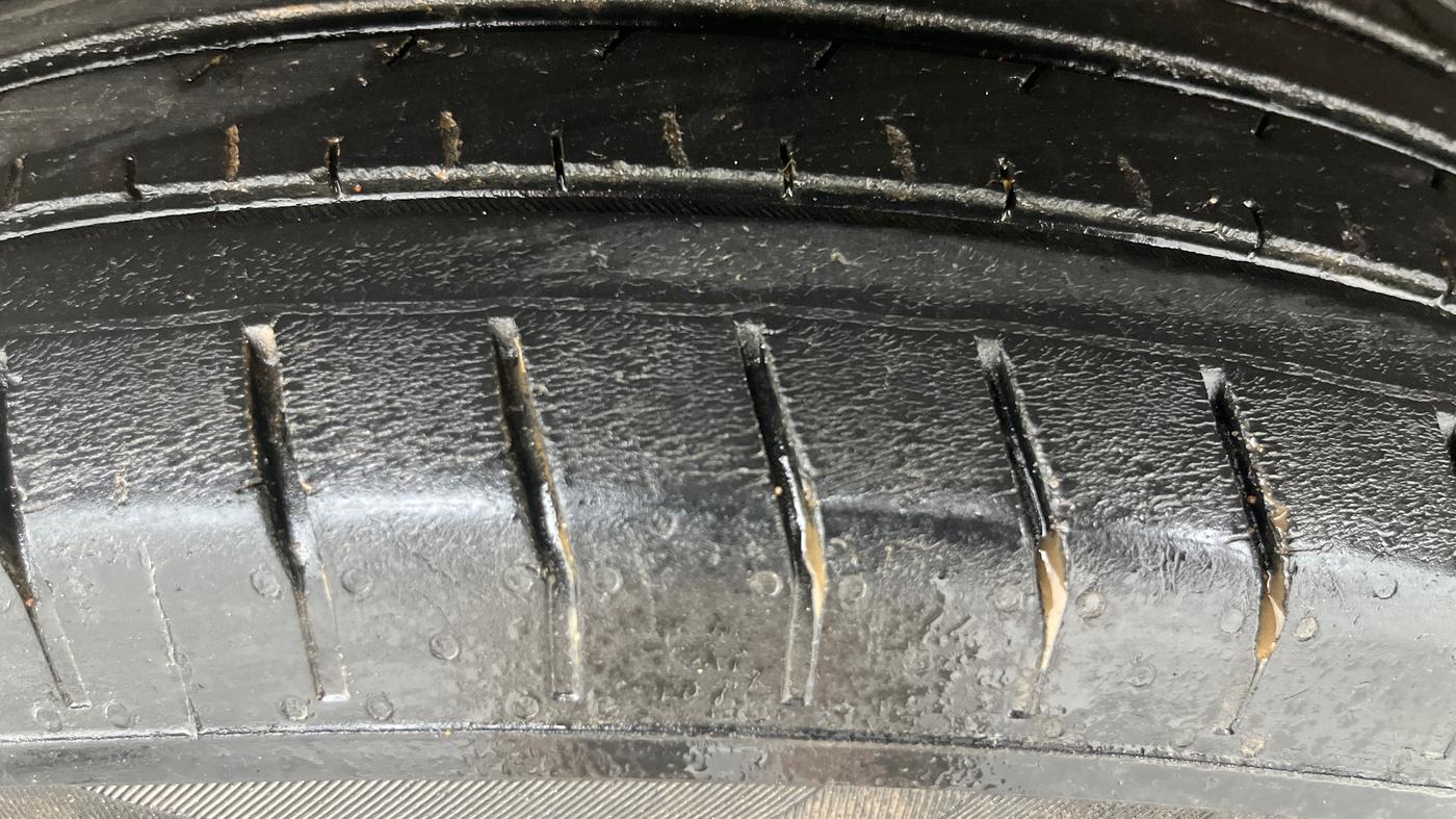 2021 Hyundai VENUE S 1.2, Petrol, Manual, 48,792 km, Left Front Tyre Tread