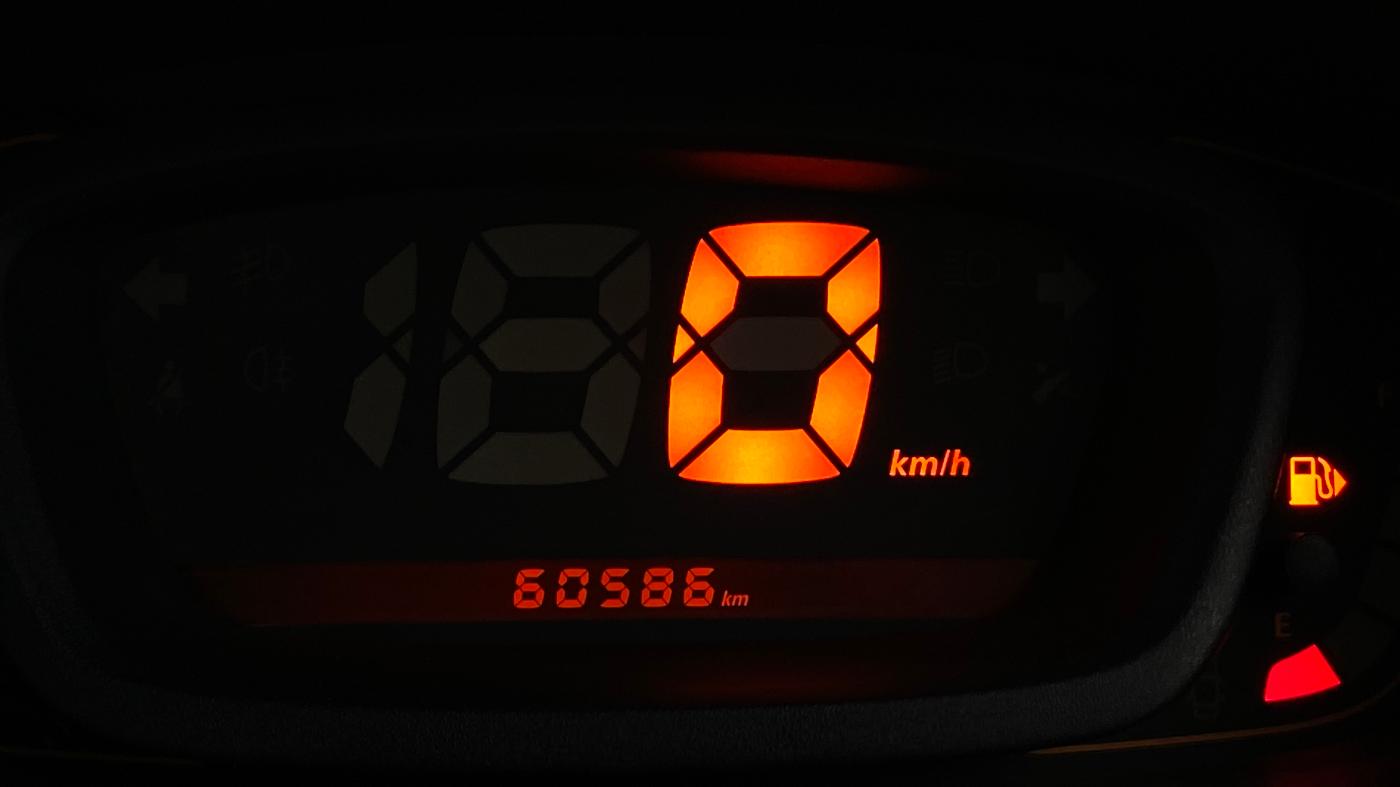 2019 Renault Kwid RXT 1.0 (O), Petrol, Manual, 60,583 km, Odometer Image