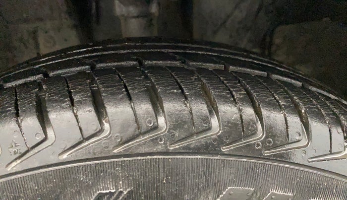 2019 Datsun Redi Go T(O) 1.0, Petrol, Manual, 34,193 km, Left Front Tyre Tread