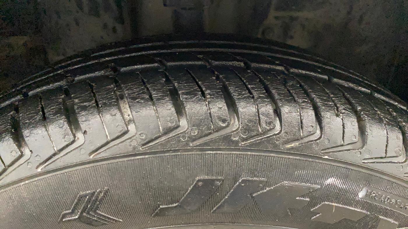 2019 Datsun Redi Go T (O), Petrol, Manual, 57,679 km, Right Front Tyre Tread