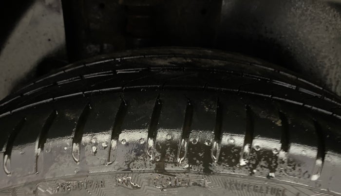 2020 KIA SELTOS GTX PLUS AT 1.5 DIESEL, Diesel, Automatic, 1,22,874 km, Right Rear Tyre Tread