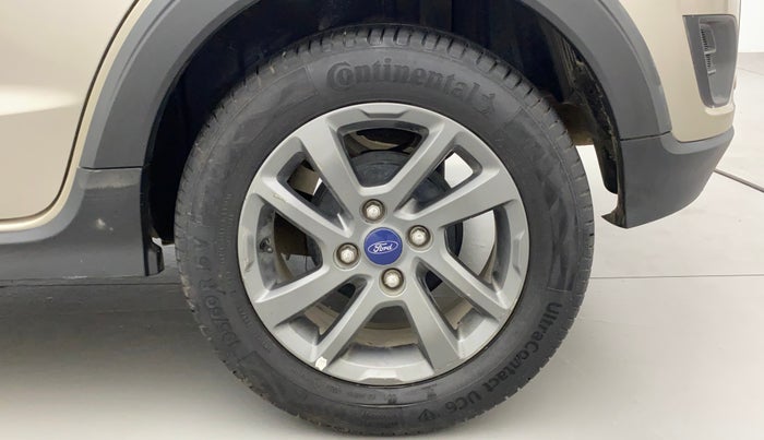 2018 Ford FREESTYLE TITANIUM 1.5 DIESEL, Diesel, Manual, 95,858 km, Left Rear Wheel