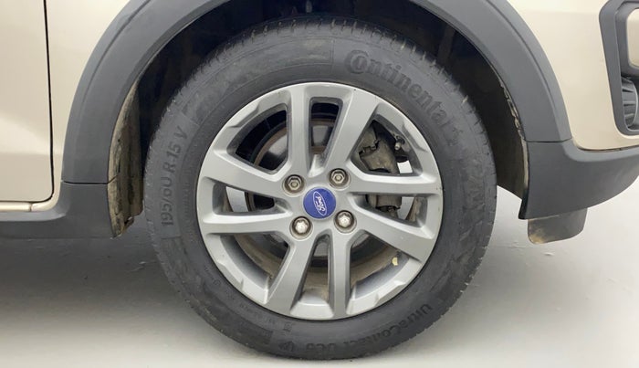 2018 Ford FREESTYLE TITANIUM 1.5 DIESEL, Diesel, Manual, 95,858 km, Right Front Wheel