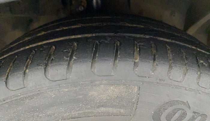 2018 Ford FREESTYLE TITANIUM 1.5 DIESEL, Diesel, Manual, 95,858 km, Right Front Tyre Tread