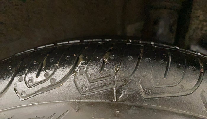 2017 Maruti IGNIS ZETA 1.2 AMT, Petrol, Automatic, 39,233 km, Left Rear Tyre Tread