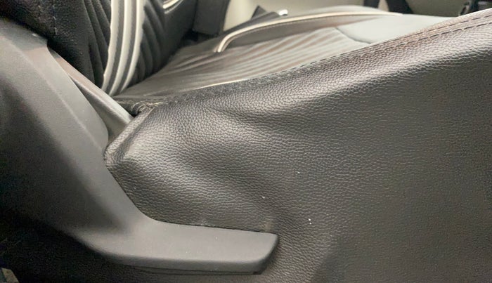 2017 Maruti IGNIS ZETA 1.2 AMT, Petrol, Automatic, 39,233 km, Driver Side Adjustment Panel