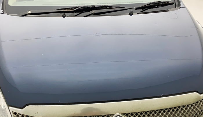 2016 Maruti Ertiga VXI, Petrol, Manual, 45,521 km, Bonnet (hood) - Paint has minor damage