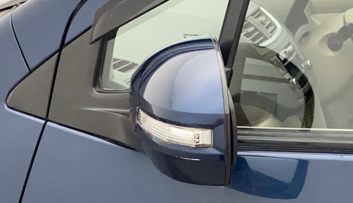 2016 Maruti Ertiga VXI, Petrol, Manual, 45,521 km, Left rear-view mirror - Folding motor not working