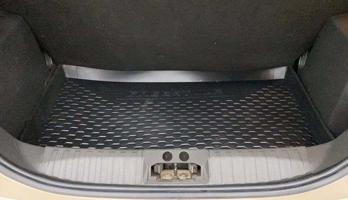 2018 Ford FREESTYLE TITANIUM PLUS 1.2 PETROL, Petrol, Manual, 66,817 km, Boot Inside