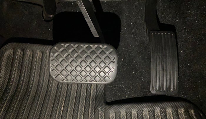 2020 MG HECTOR SHARP 1.5 DCT PETROL, Petrol, Automatic, 40,106 km, Pedals