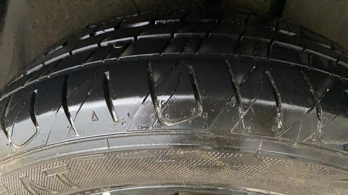 2020 MG HECTOR SHARP 1.5 DCT PETROL, Petrol, Automatic, 40,106 km, Left Rear Tyre Tread